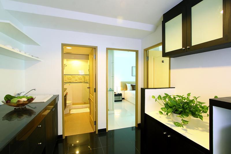 Laurel Suite Bangkok Room photo