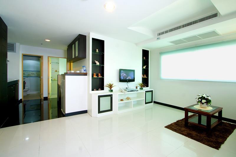 Laurel Suite Bangkok Room photo